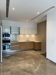 Nouvel 18 (D10), Condominium #523755881